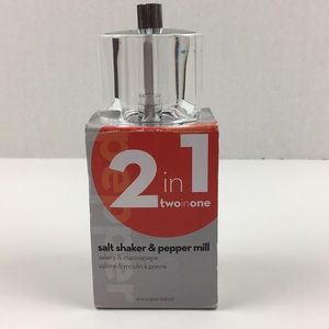 2 in 1 Salt Shaker and Pepper Mill